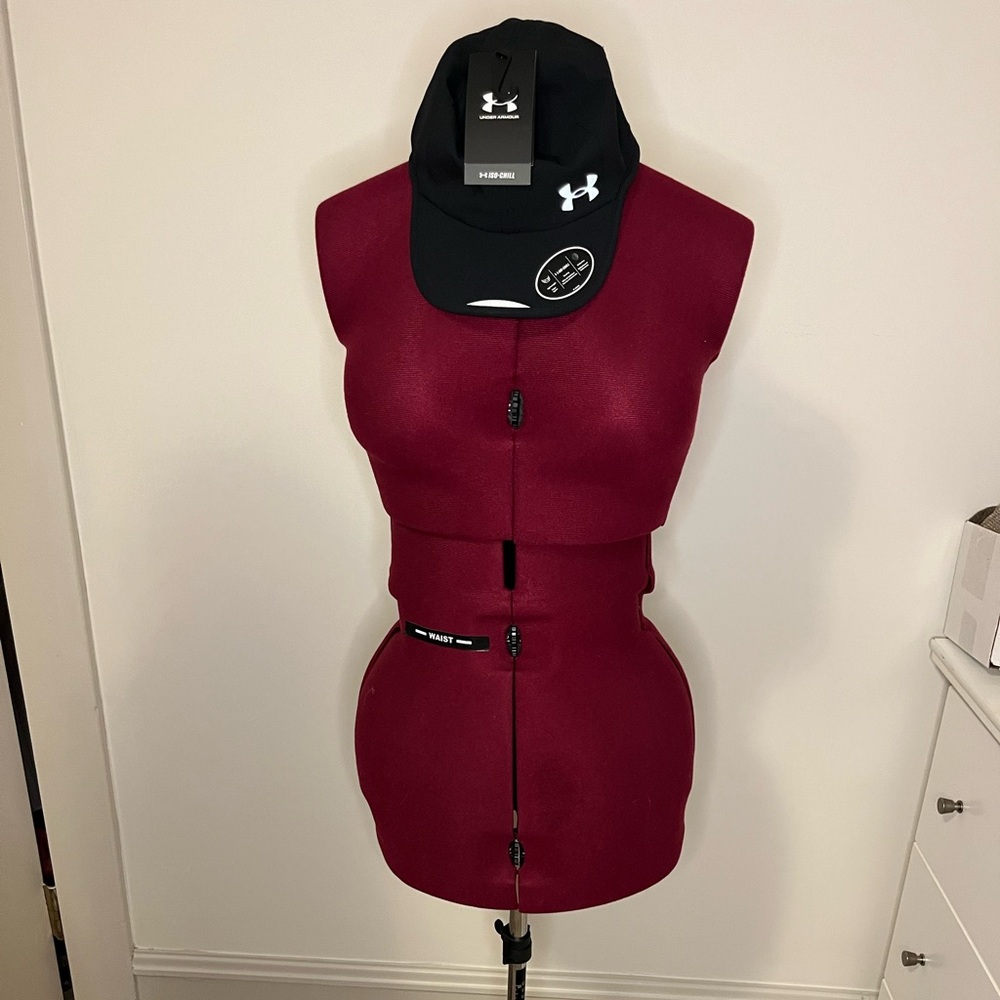 NWT Under Armour Women's Hat